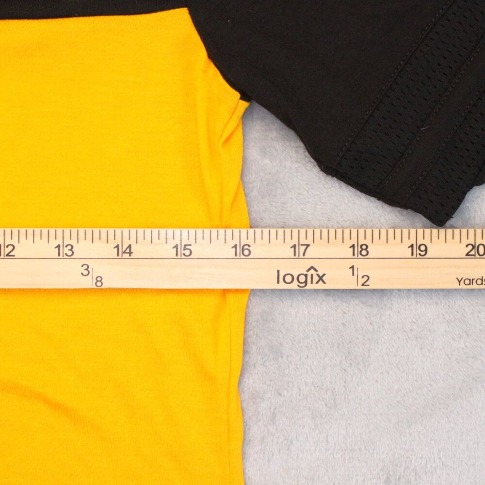 NHL Boston Bruins Short Sleeve Tee Women's Small - Picture 7 of 8